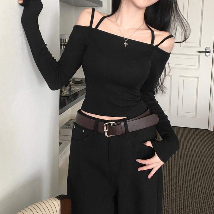 페니 홀터넥 스트랩 오프숄더 긴팔 크롭 티셔츠 블랙