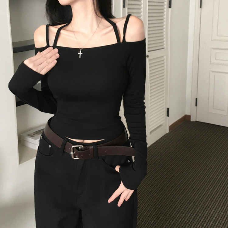 페니 홀터넥 스트랩 오프숄더 긴팔 크롭 티셔츠 블랙