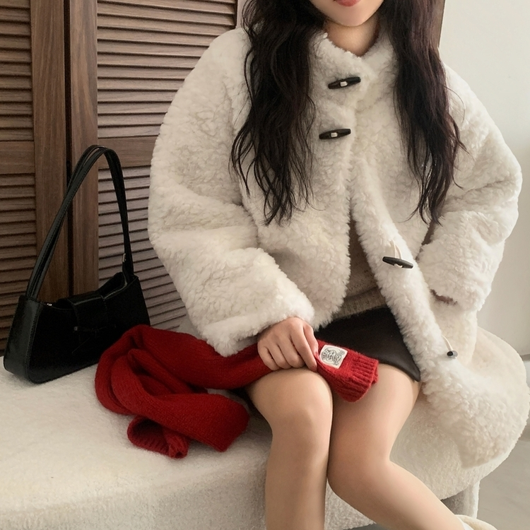 포베 뽀글퍼 떡볶이 덤블 하프 코트 자켓