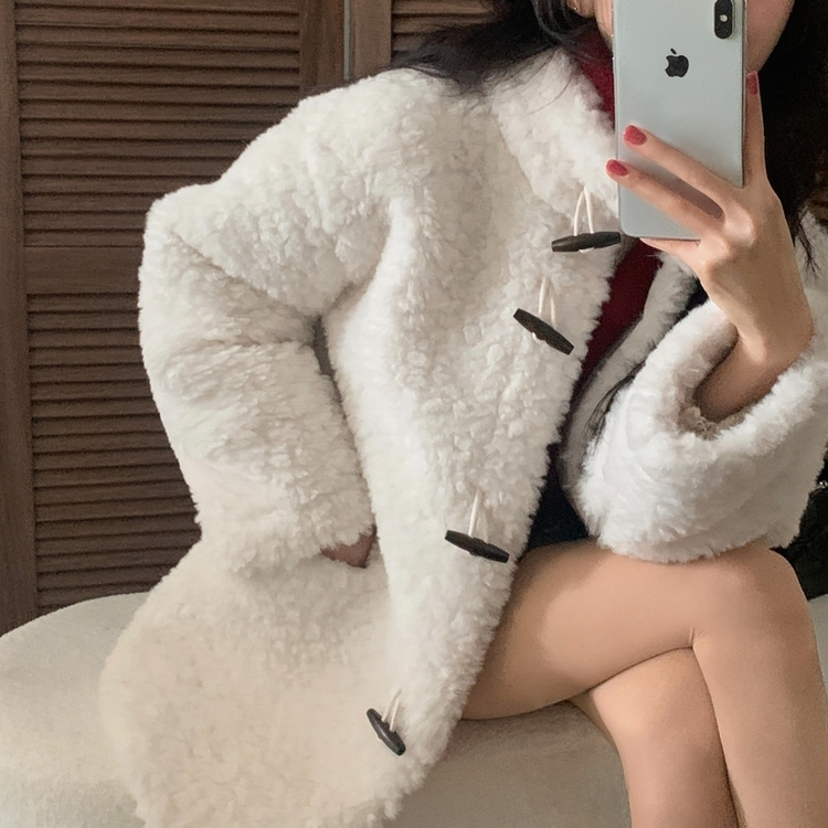 포베 뽀글퍼 떡볶이 덤블 하프 코트 자켓