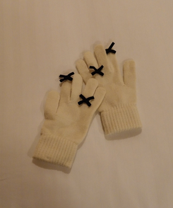 リボンポイントニット手袋 IVORY
