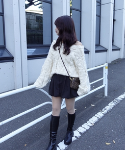 스트라이프 벌룬 포켓 밴딩 미니 스커트 블랙