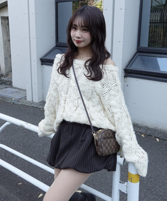 스트라이프 벌룬 포켓 밴딩 미니 스커트 블랙