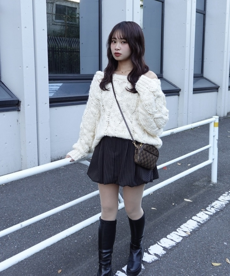 스트라이프 벌룬 포켓 밴딩 미니 스커트 블랙