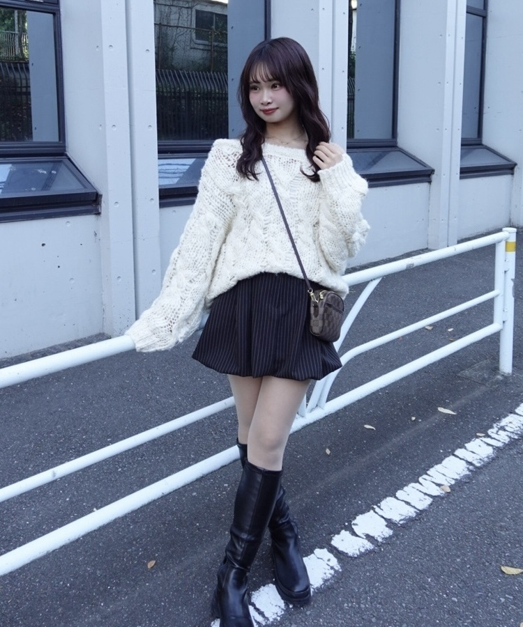 스트라이프 벌룬 포켓 밴딩 미니 스커트 블랙