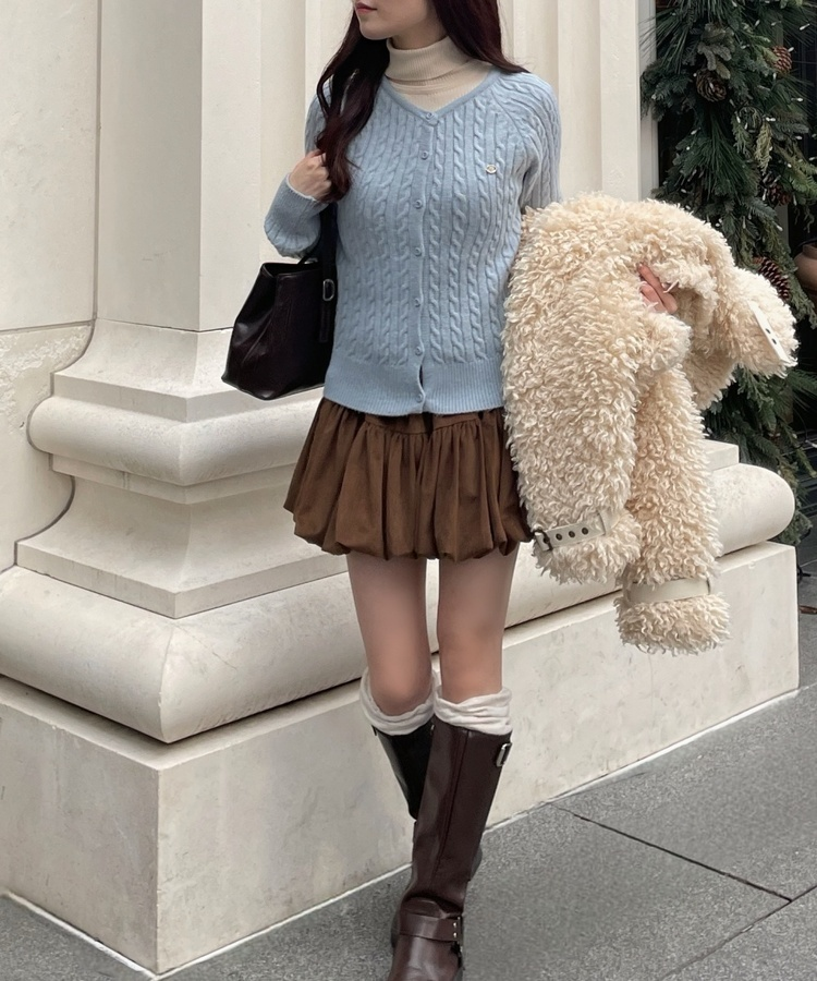 카멜 꽈배기 팬던트 니트 가디건 소라