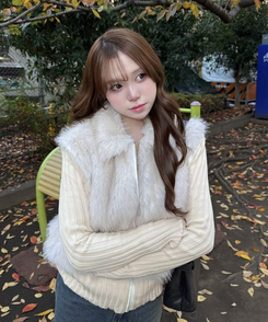 ファーニットカラージップアップ BEIGE