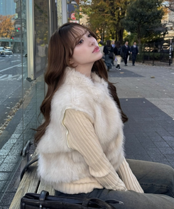 ファーニットカラージップアップ BEIGE