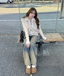 ファーニットカラージップアップ BEIGE