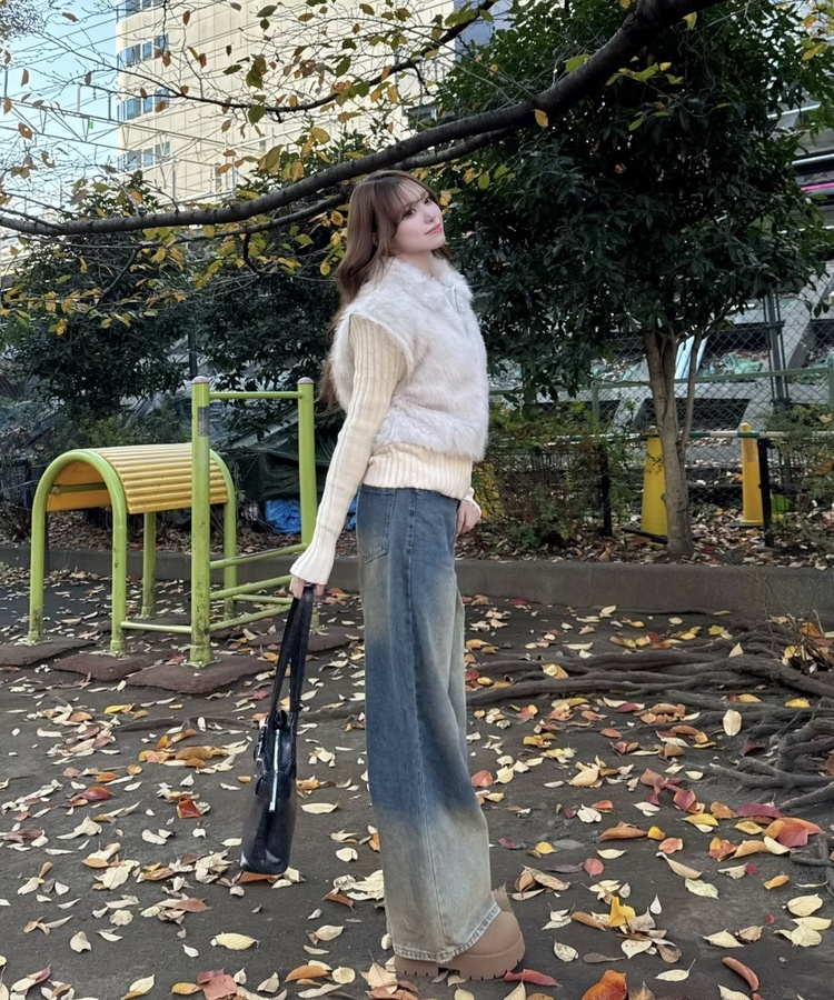 ファーニットカラージップアップ BEIGE