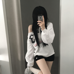 【起毛】ワンショルダービッグレタリングトレーナー IVORY