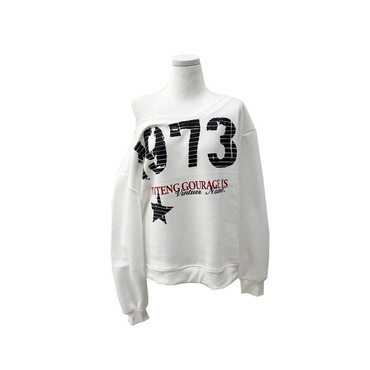 【起毛】ワンショルダービッグレタリングトレーナー