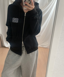 【起毛】92ワッペンスリムフードジップアップ BLACK