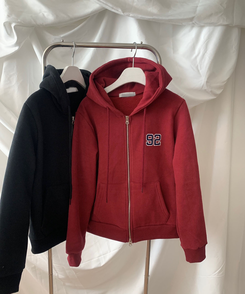 【起毛】92ワッペンスリムフードジップアップ