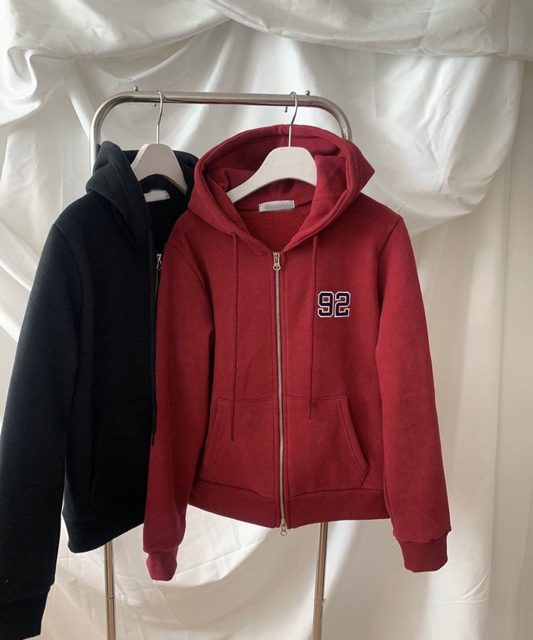 【起毛】92ワッペンスリムフードジップアップ