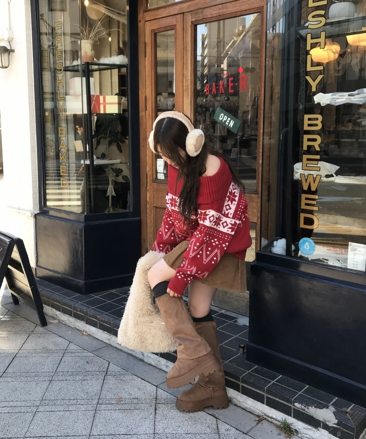 눈꽃 벌룬 오프숄더 티 레드