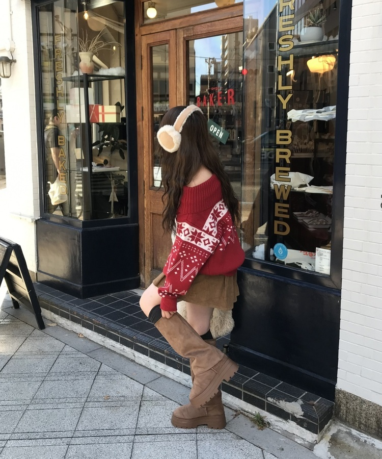 눈꽃 벌룬 오프숄더 티 레드