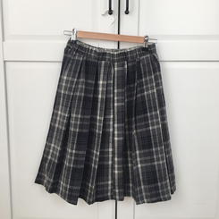 チェックプリーツバンディングミディスカート