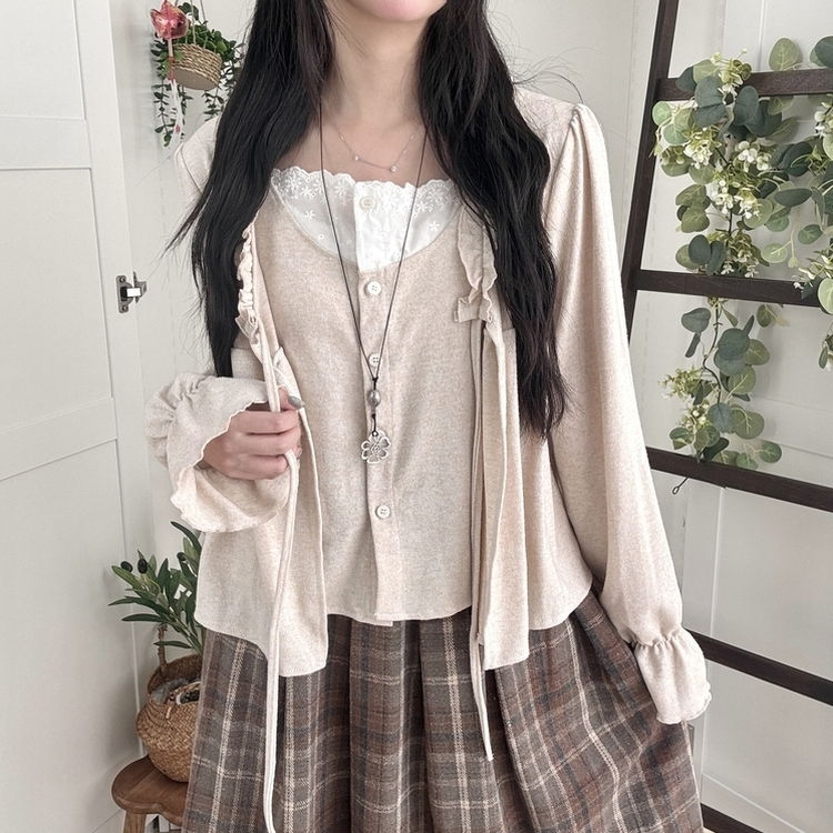 부들소재 리본 프릴 나시 일체형 반팔 블라우스 나시 바선생 레이스 베이지