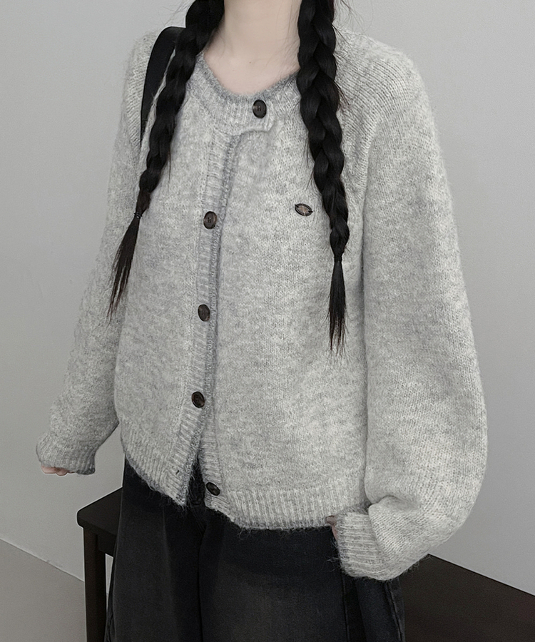 [포근.따뜻/울함유]루에팬던트단추포인트배색라운드루즈핏울니트가디건(3color) 연그레이