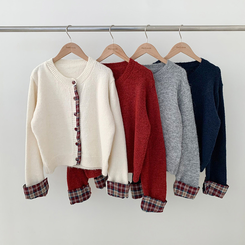 チェックバイカラーボタンニットカーディガン