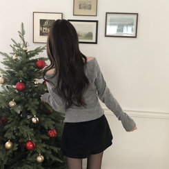 ホルタースクエアシャーリング長袖Tシャツ GREY