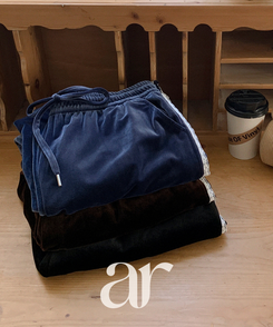 （抜け感×甘辛MIX♥）   レース付き ベロア ジョガーパンツ