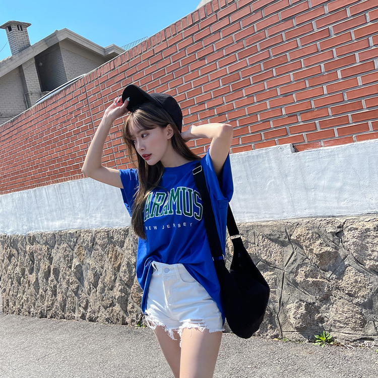 컷오프 하의 캐주얼 반바지 아이보리