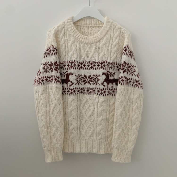 ノルディックケーブルニット