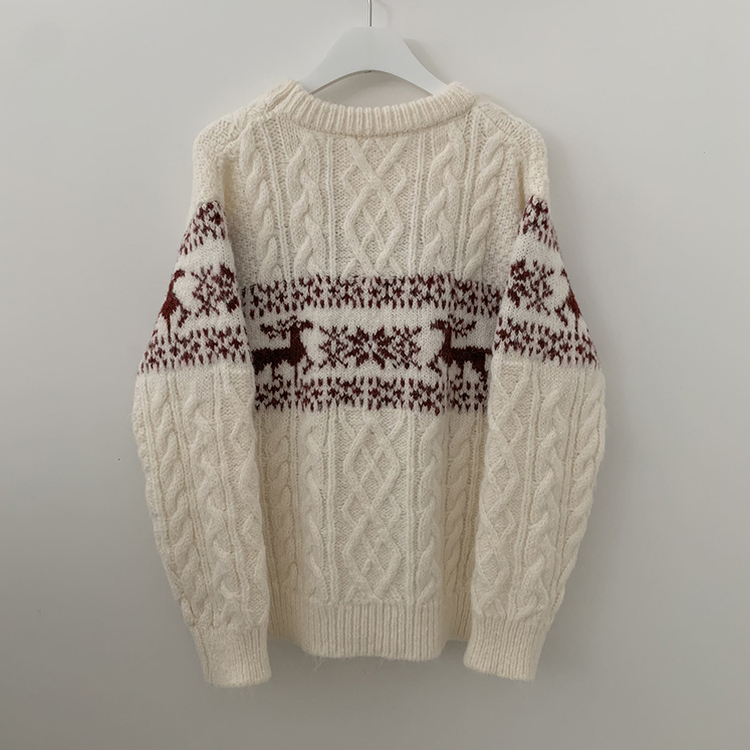 ノルディックケーブルニット