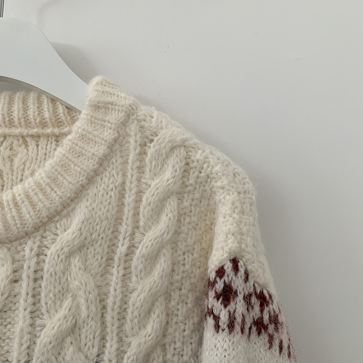 ノルディックケーブルニット