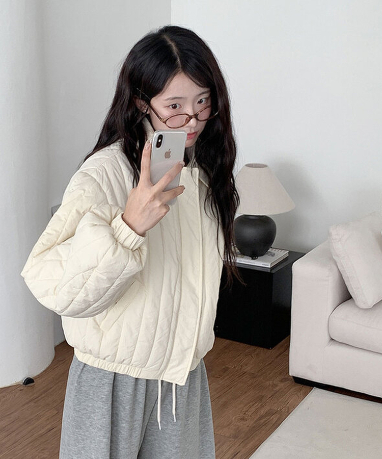 다올 패치 카라 경량 크롭 아방핏 숏 패딩 포켓 밑단밴딩 겨울패딩 아이보리