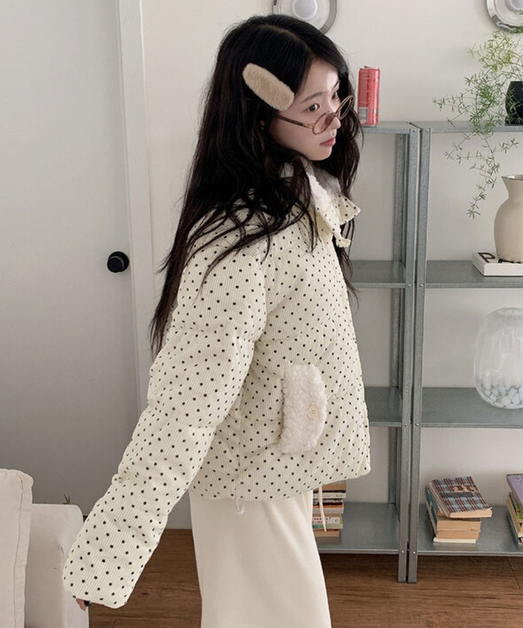 땡땡이도트겨울대비 하라 도트 양털 코듀로이 카라 크롭 아방핏 숏 패딩 아이보리