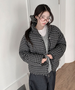 ハイネックチェックショートダウン BLACK