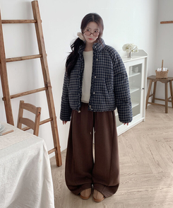 ハイネックチェックショートダウン NAVY