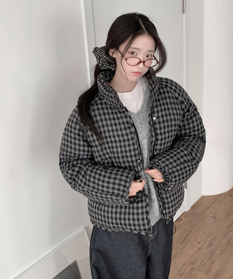 ハイネックチェックショートダウン BLACK