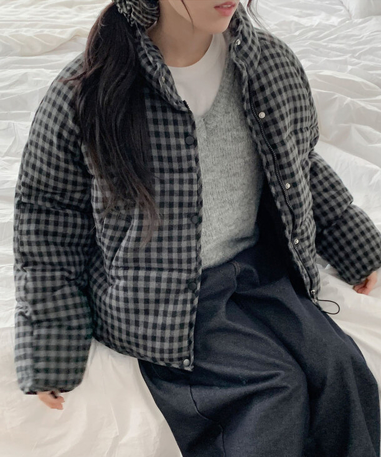 ハイネックチェックショートダウン BLACK