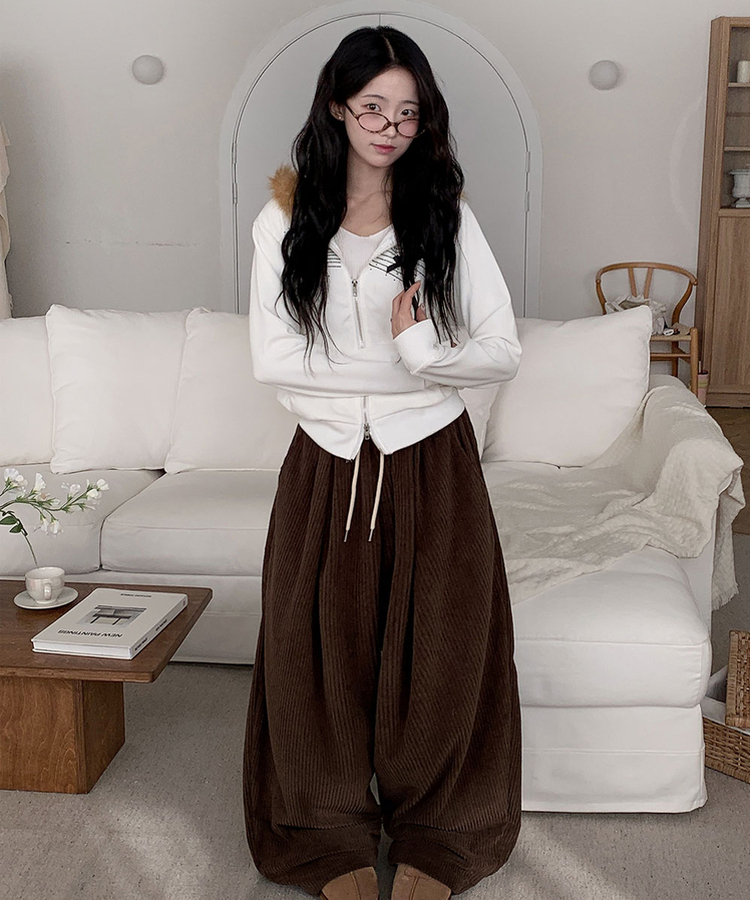 [고퀄보장｡‧˚/인생핏] 마크 코듀로이 와이드 핀턱 뒷포켓패치 밴딩 트레이닝 팬츠 밤색