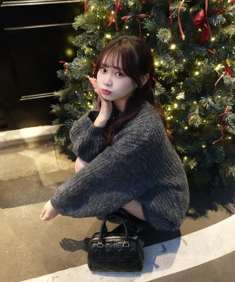 보카시 박시핏 니트 원피스 차콜