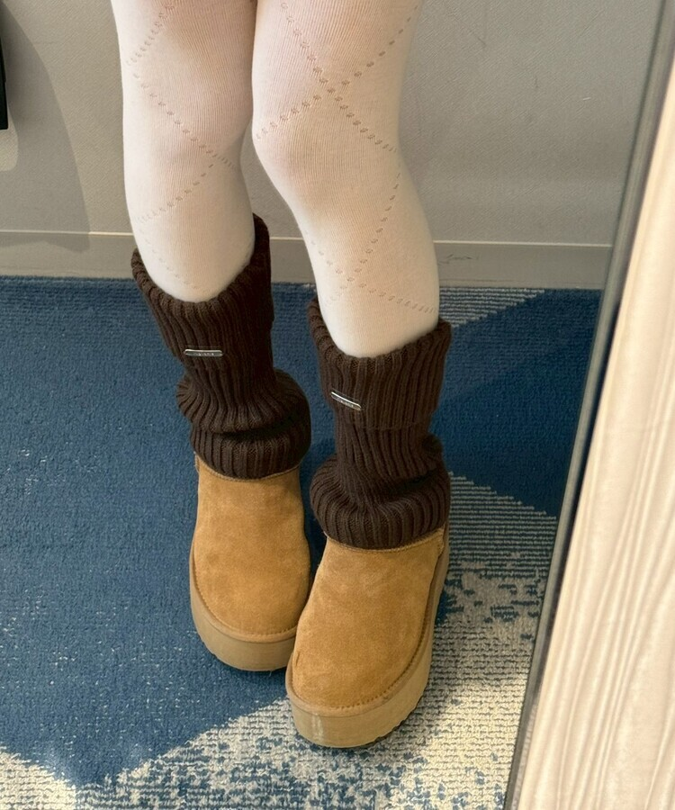 아가일 펀칭 스타킹 아이보리