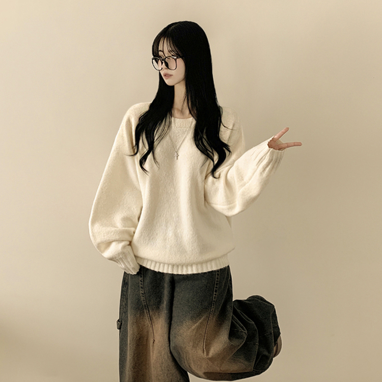 부드러운 폭닥함 여리여리 아방핏 라운드넥 래글런 오버핏 나그랑 오버핏 긴팔니트 빅사이즈 화이트