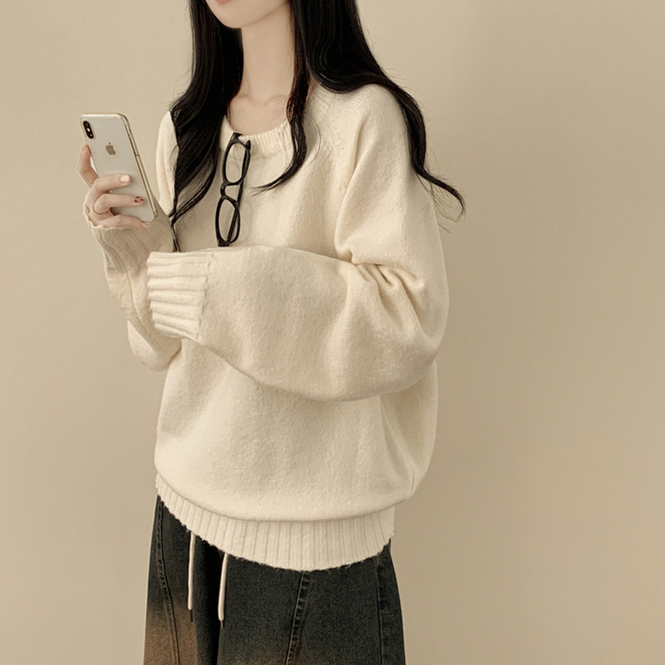 부드러운 폭닥함 여리여리 아방핏 라운드넥 래글런 오버핏 나그랑 오버핏 긴팔니트 빅사이즈 화이트