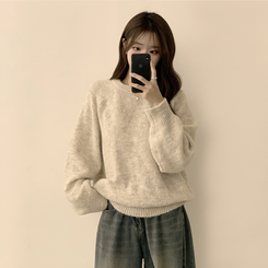 여리함 보장하는 글로리 나그랑 겨울 라운드 와펜 긴팔 니트 오트밀