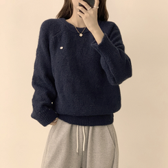 여리함 보장하는 글로리 나그랑 겨울 라운드 와펜 긴팔 니트 곤색