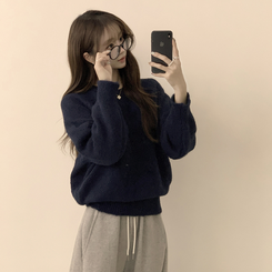 여리함 보장하는 글로리 나그랑 겨울 라운드 와펜 긴팔 니트 곤색