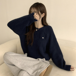 여리함 보장하는 글로리 나그랑 겨울 라운드 와펜 긴팔 니트 곤색