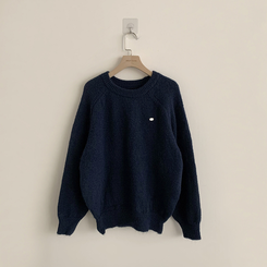 여리함 보장하는 글로리 나그랑 겨울 라운드 와펜 긴팔 니트