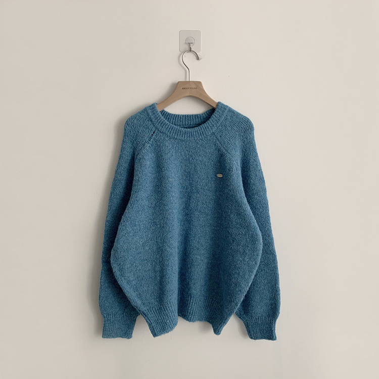 여리함 보장하는 글로리 나그랑 겨울 라운드 와펜 긴팔 니트