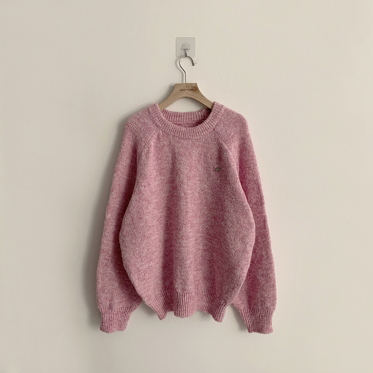 여리함 보장하는 글로리 나그랑 겨울 라운드 와펜 긴팔 니트