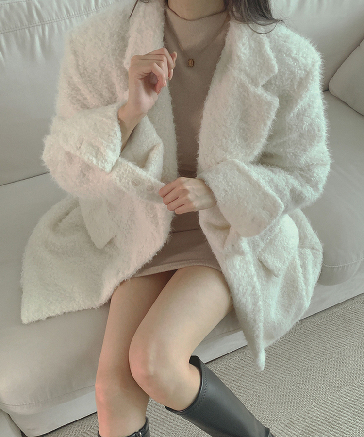 부클 누빔 안감 퍼 어깨패드 겨울 하객룩 자켓